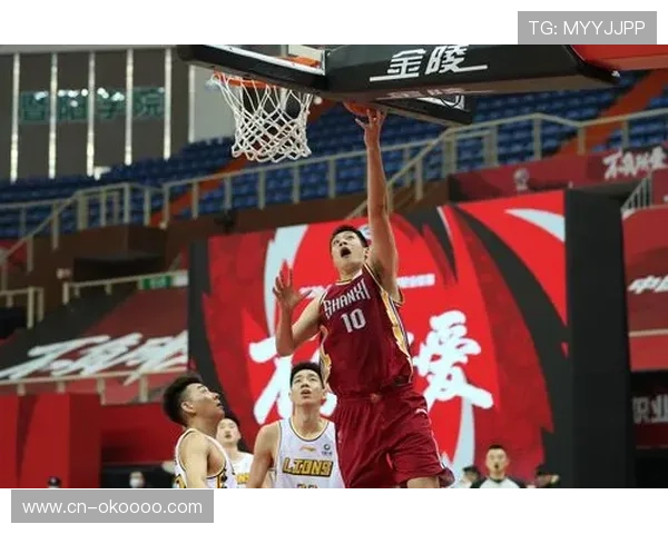 新疆半场领先江苏10分，替补深度显优势